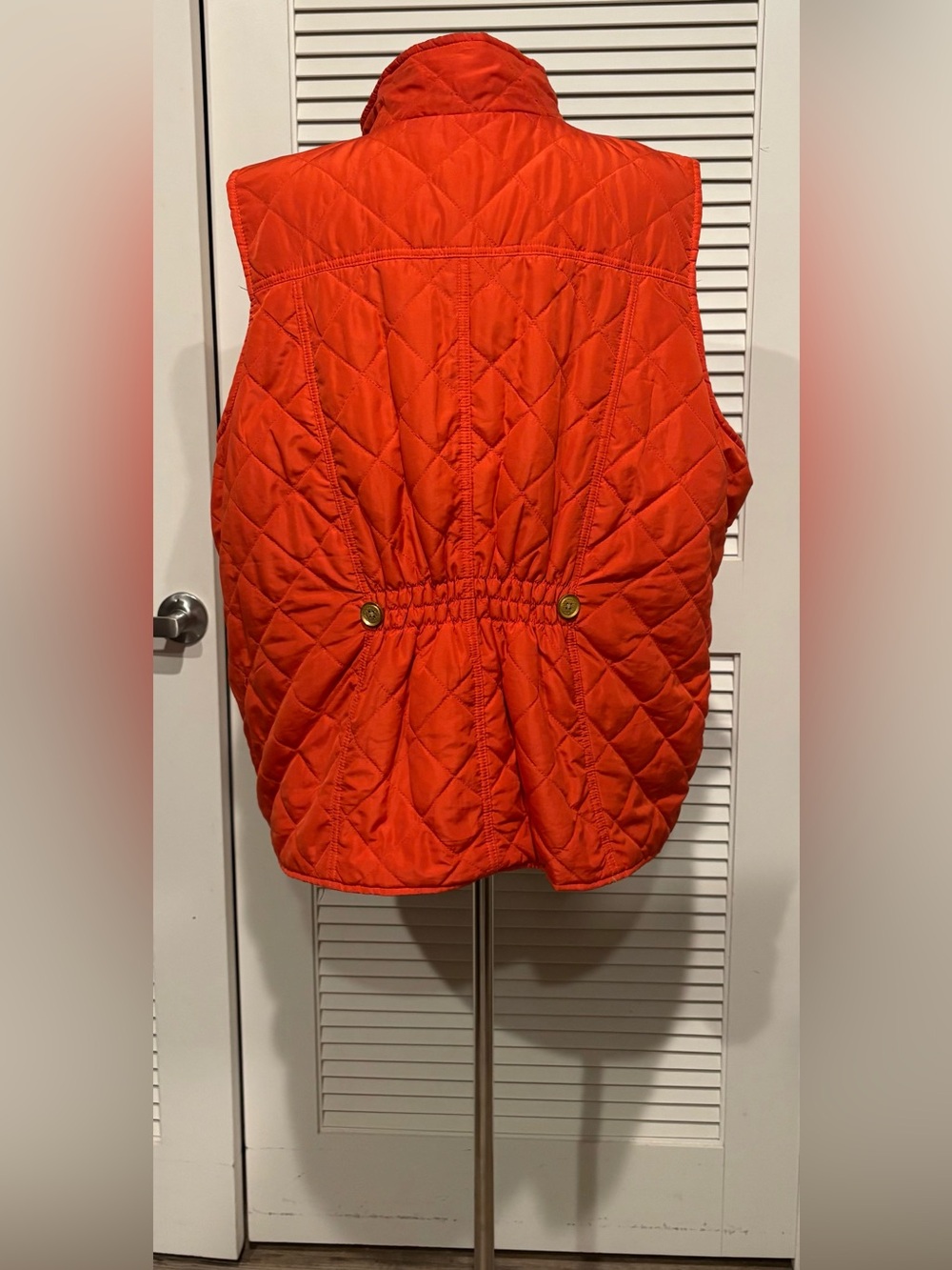 Reversible Puffer Vest - Picture 2 of 5